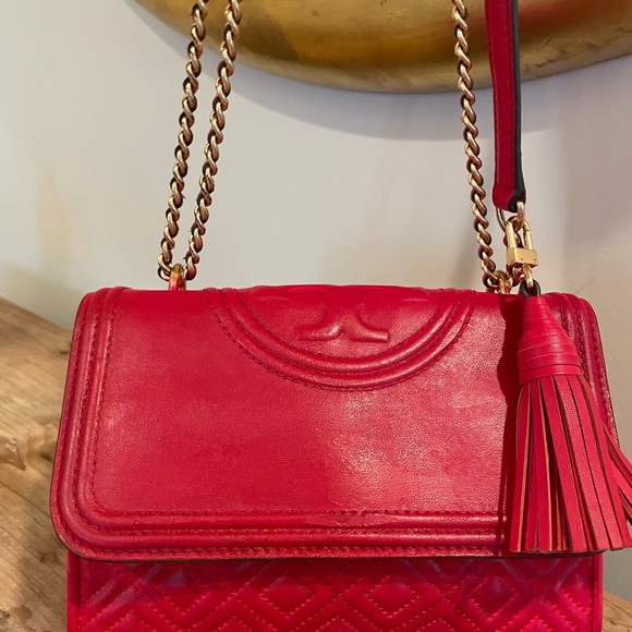 Tory Burch quilted crossbody red bag/shoulder bag/satchel - Picture 2 of 15